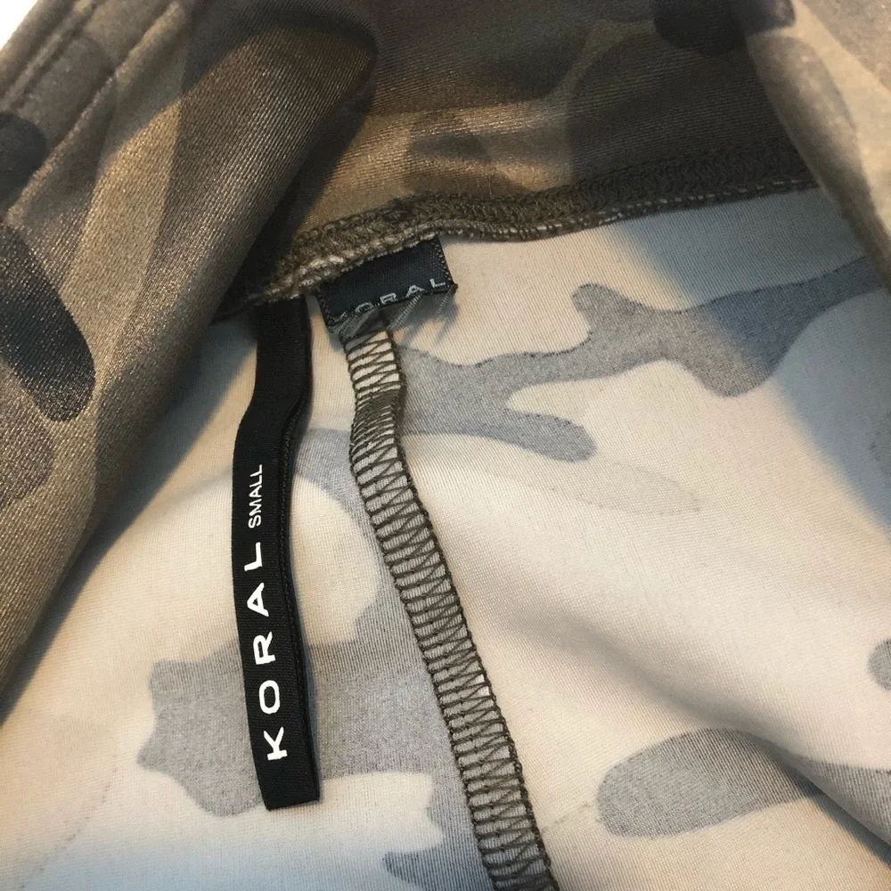 Koral Lustrous High Rise Leggings In Camo Size S
